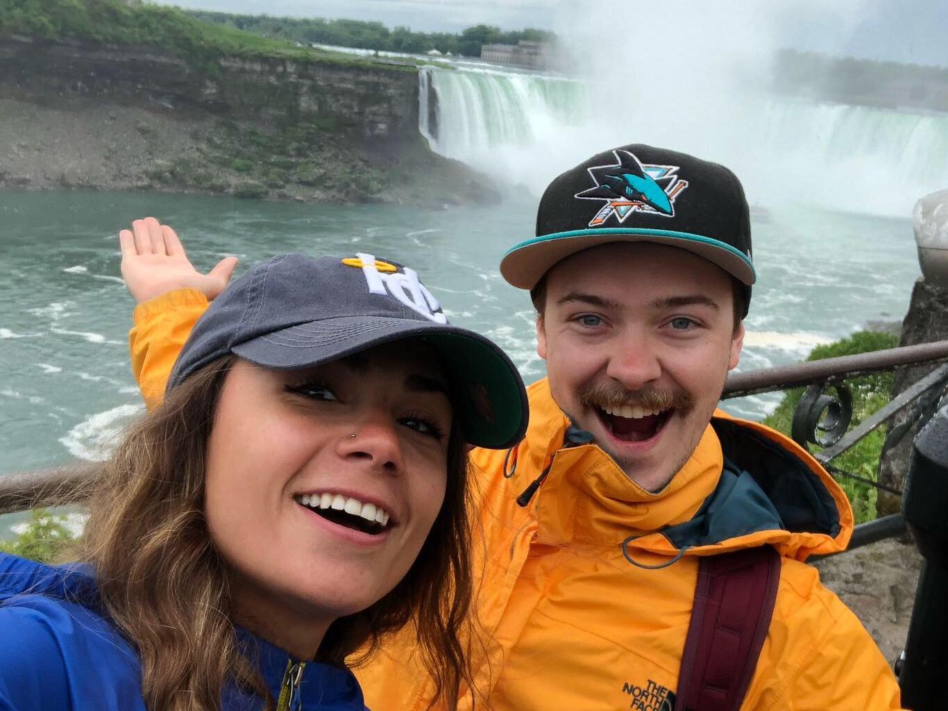 8cb95c24-1e62-427a-bc70-51fd2bffed14