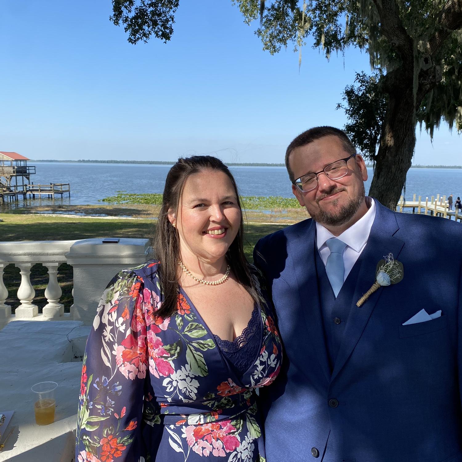 Celebrating the beautiful wedding of Javi and Cameo ❤️
