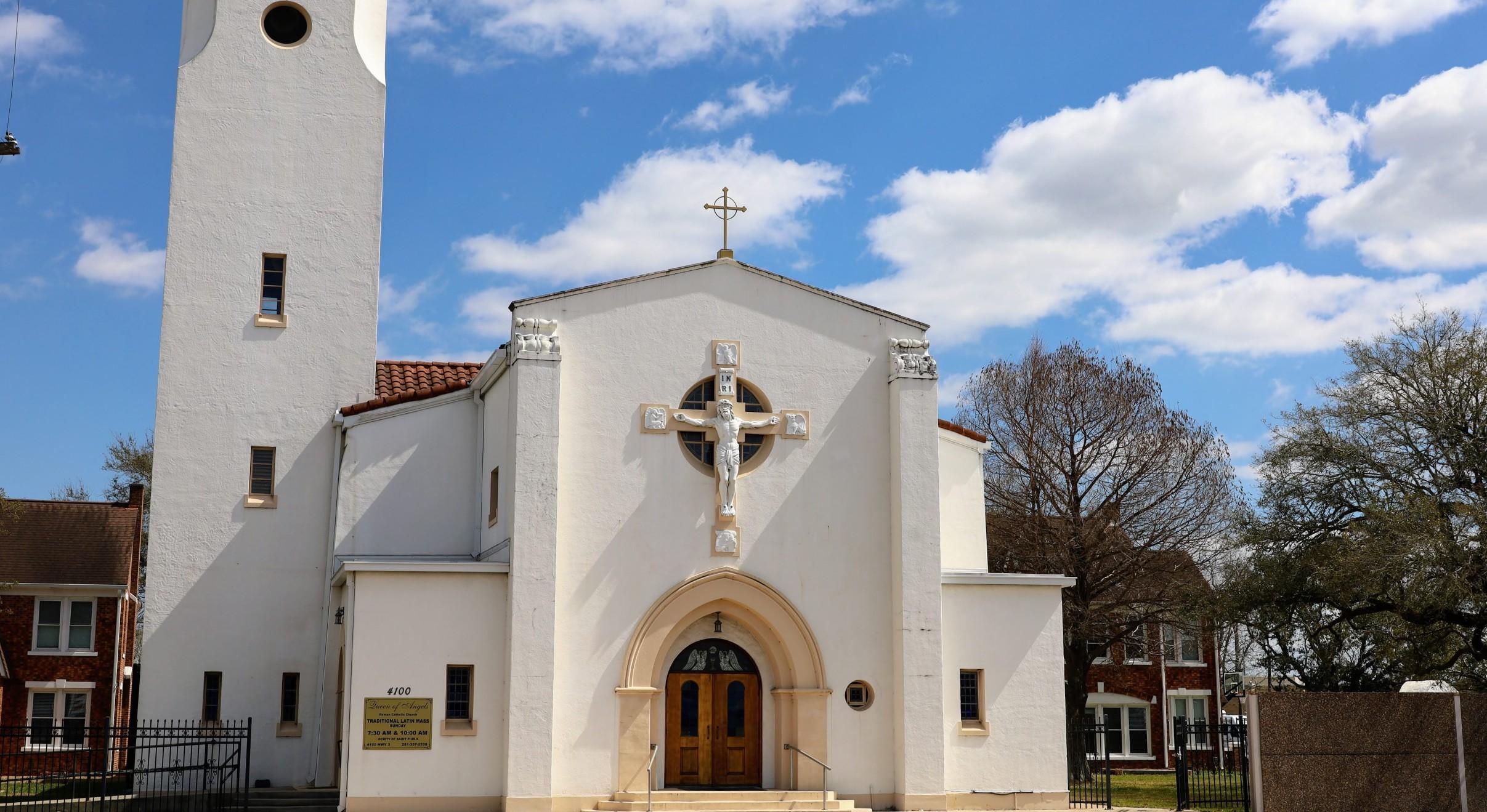 The Wedding Website of Alena Elizalde and Christopher Tran
