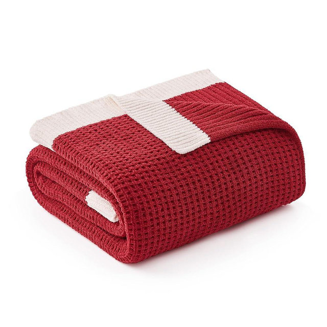 Amélie Home Chenille Waffle Throw Blanket for Couch, Soft Cozy Knit Blanket Warm Decorative Throw for Sofa, 50"x60", Christmas Red