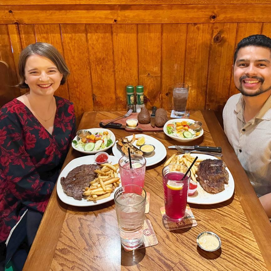 Tamsin's most recent birthday, we went to an Aussie themed steak house, they even had "Shrimp on the barbie" lol