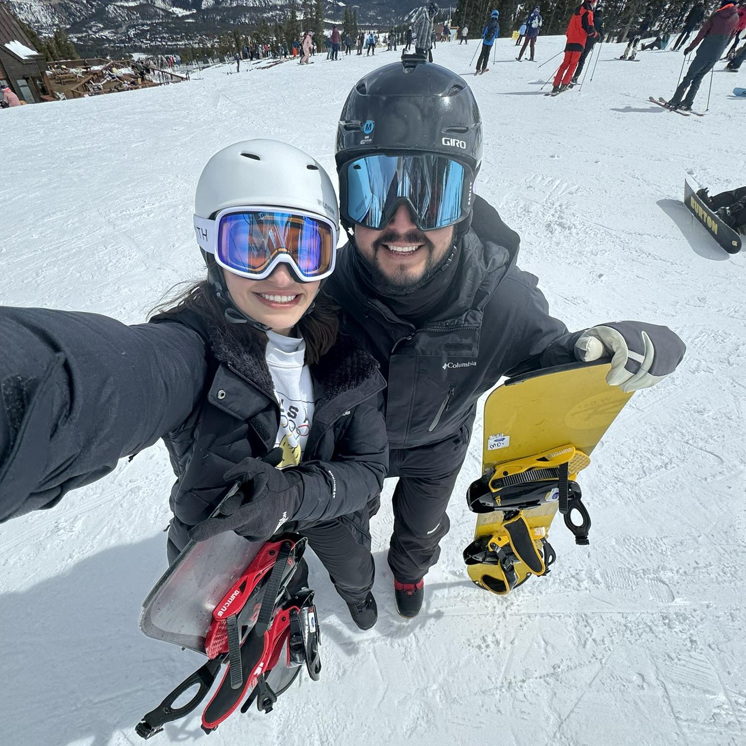 Then drove to Breck as FIANCÉS to shredddd 🏂🤙🏼