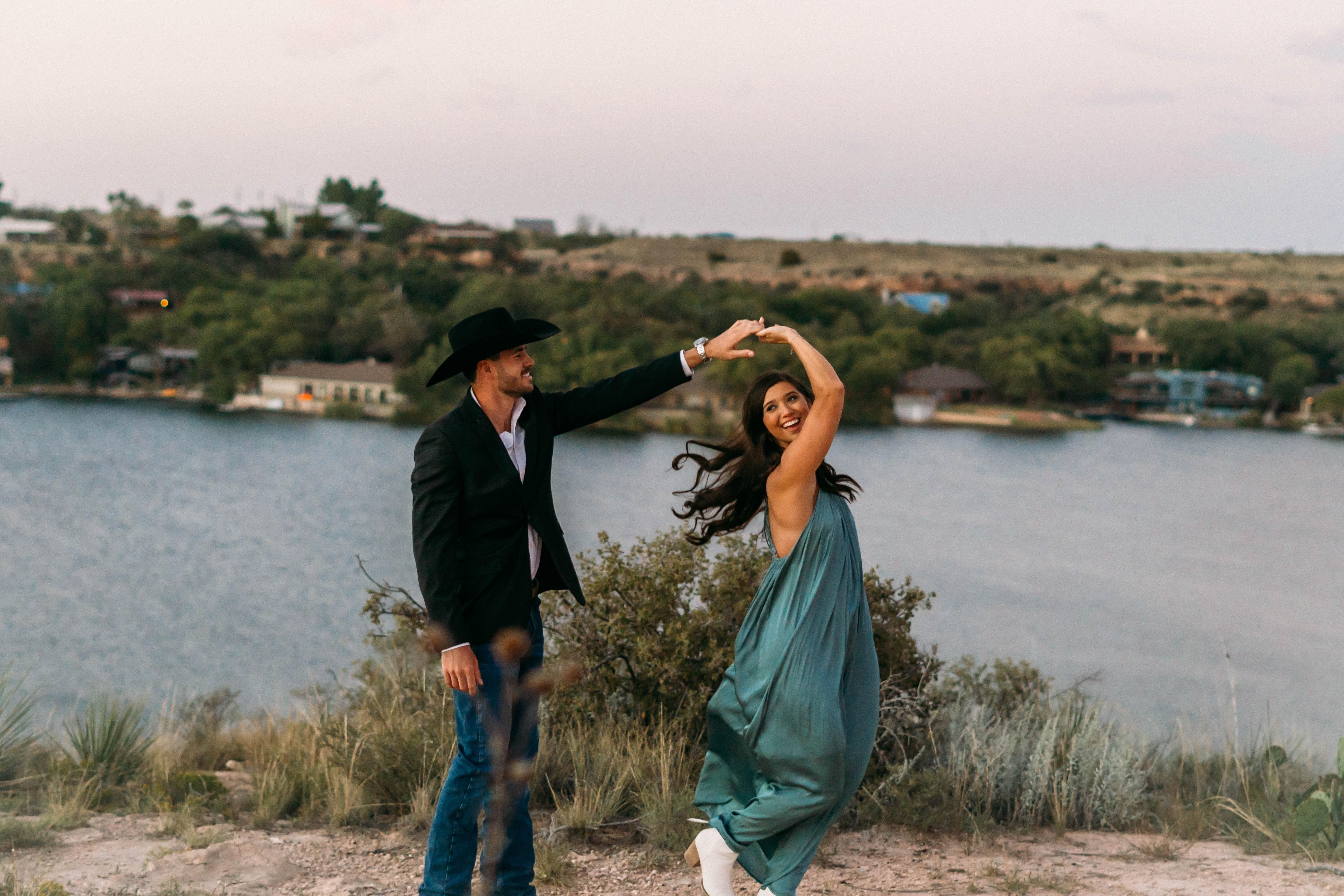 The Wedding Website of Savannah Mize and Matthew Redwine