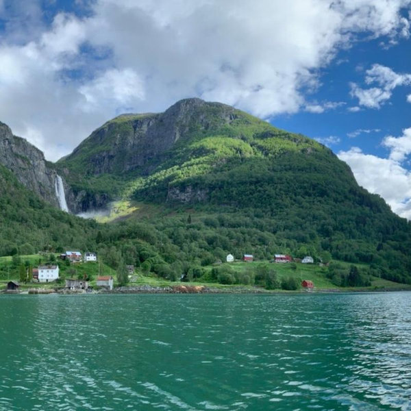 Kayak Lustrafjord