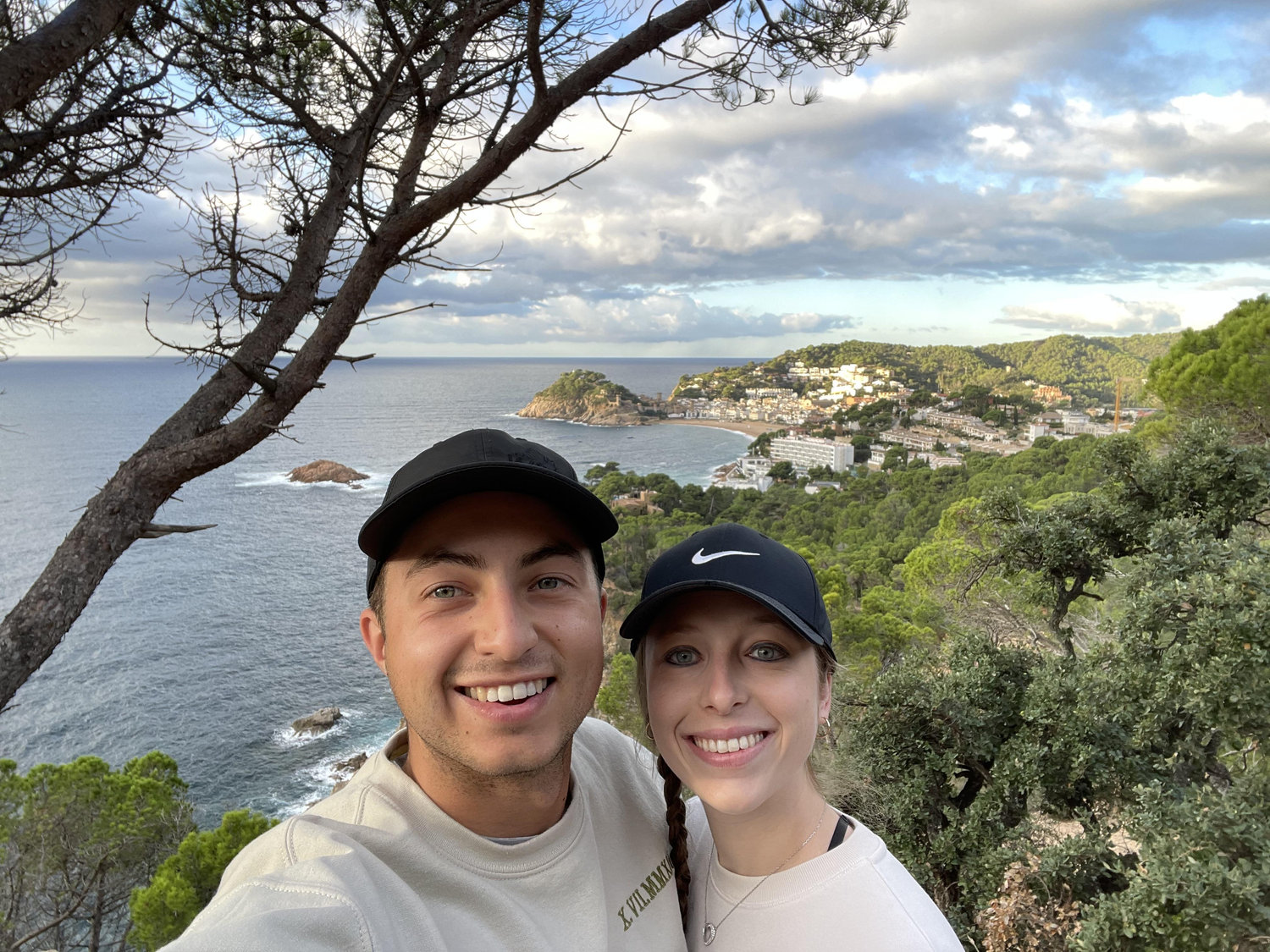 The Wedding Website of Samantha Lauren Schneider and Thomas Alexander Martins