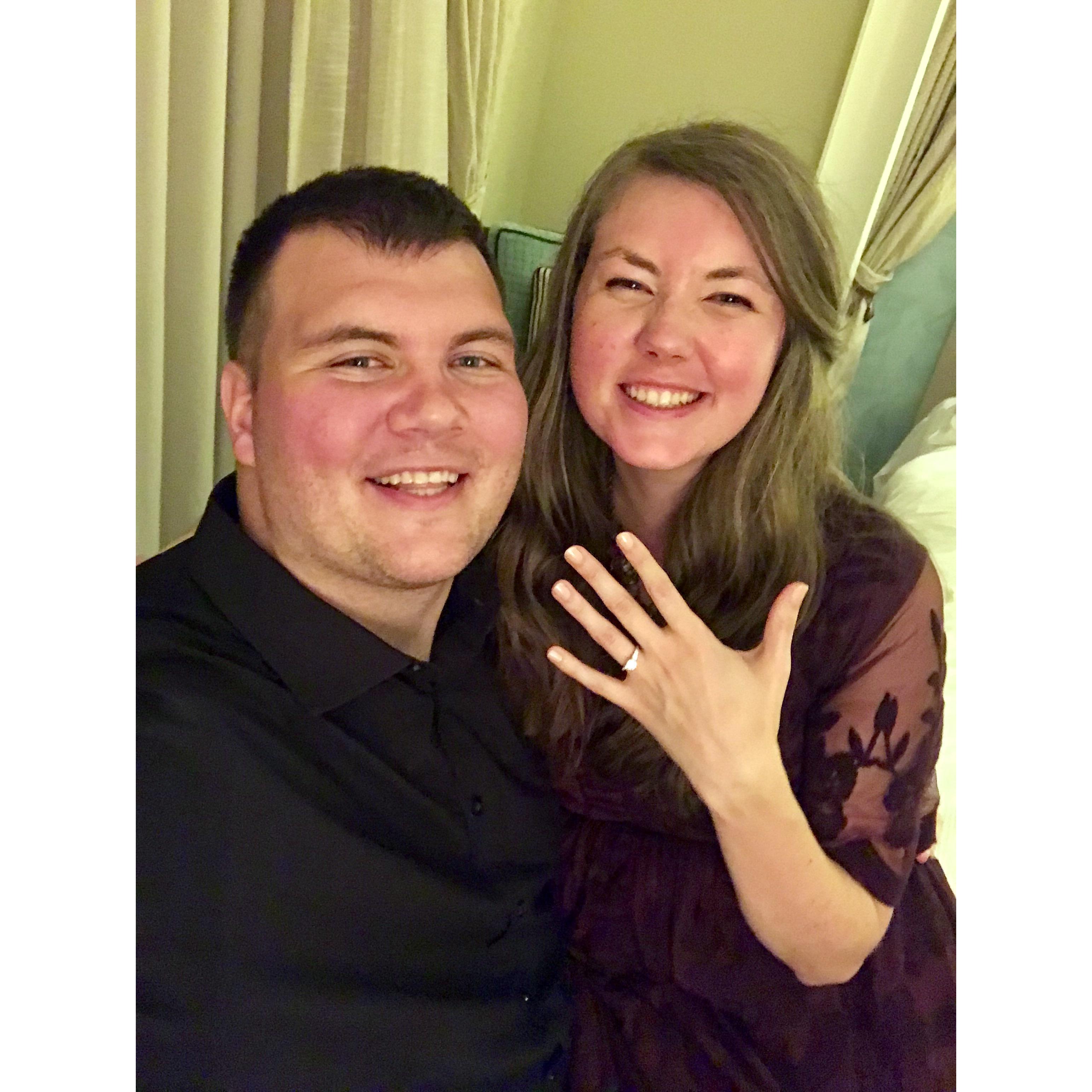 We're engaged!!!!!!!!