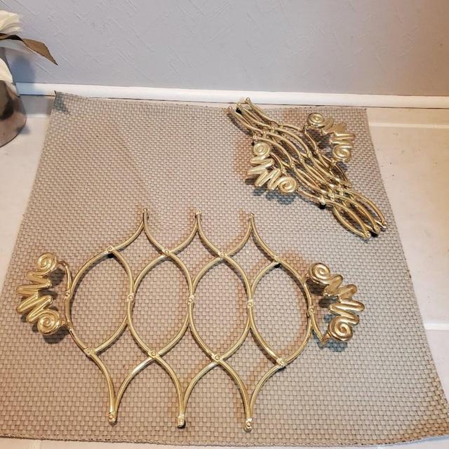 Vintage Expandable Gold Trivets - Set of 2
