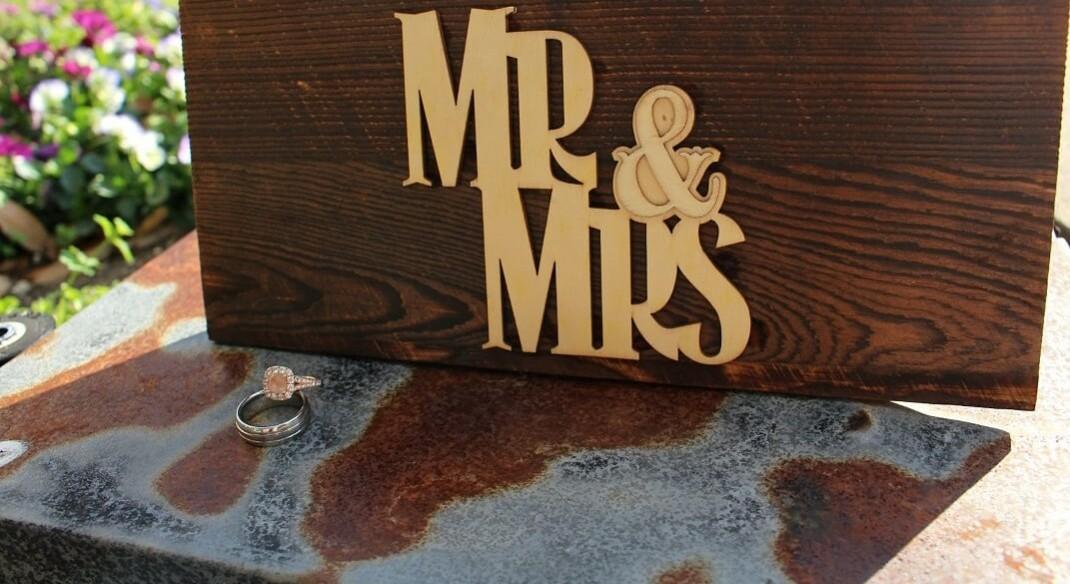 The Wedding Website of Priscilla Ochoa and Jason Buckalew