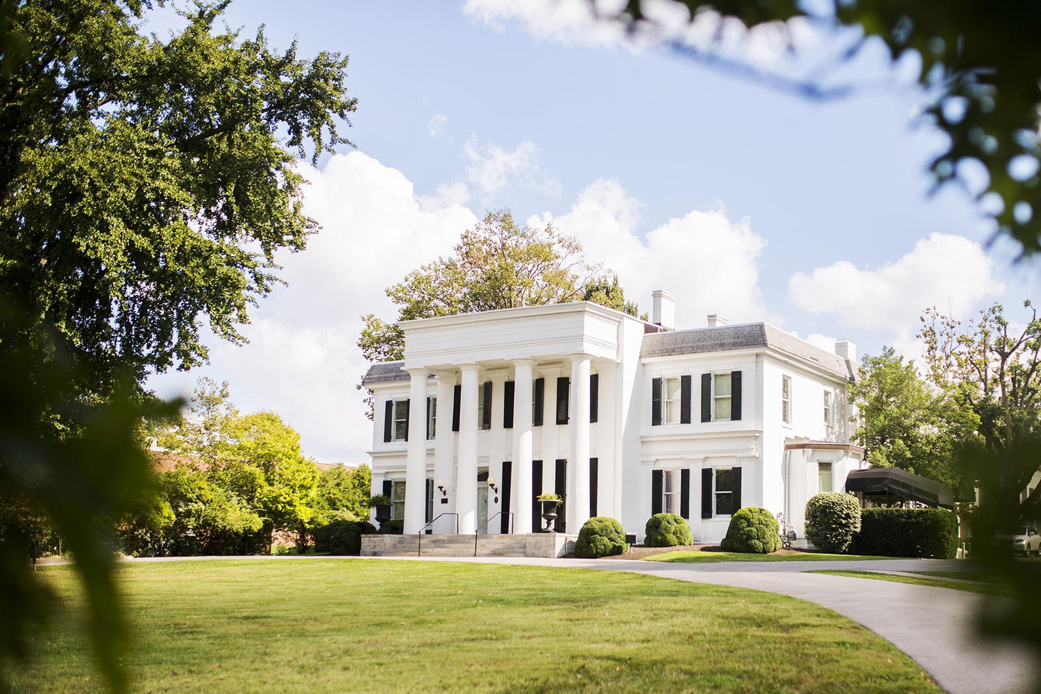 The Wedding Website of Sara Brown and Rob Deal