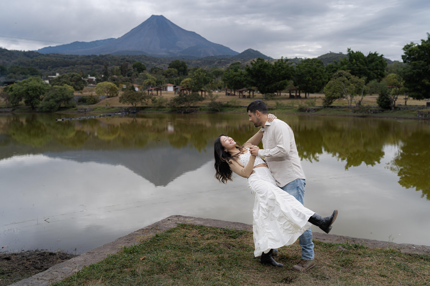 The Wedding Website of Alejandro Quintana and Linda Kim