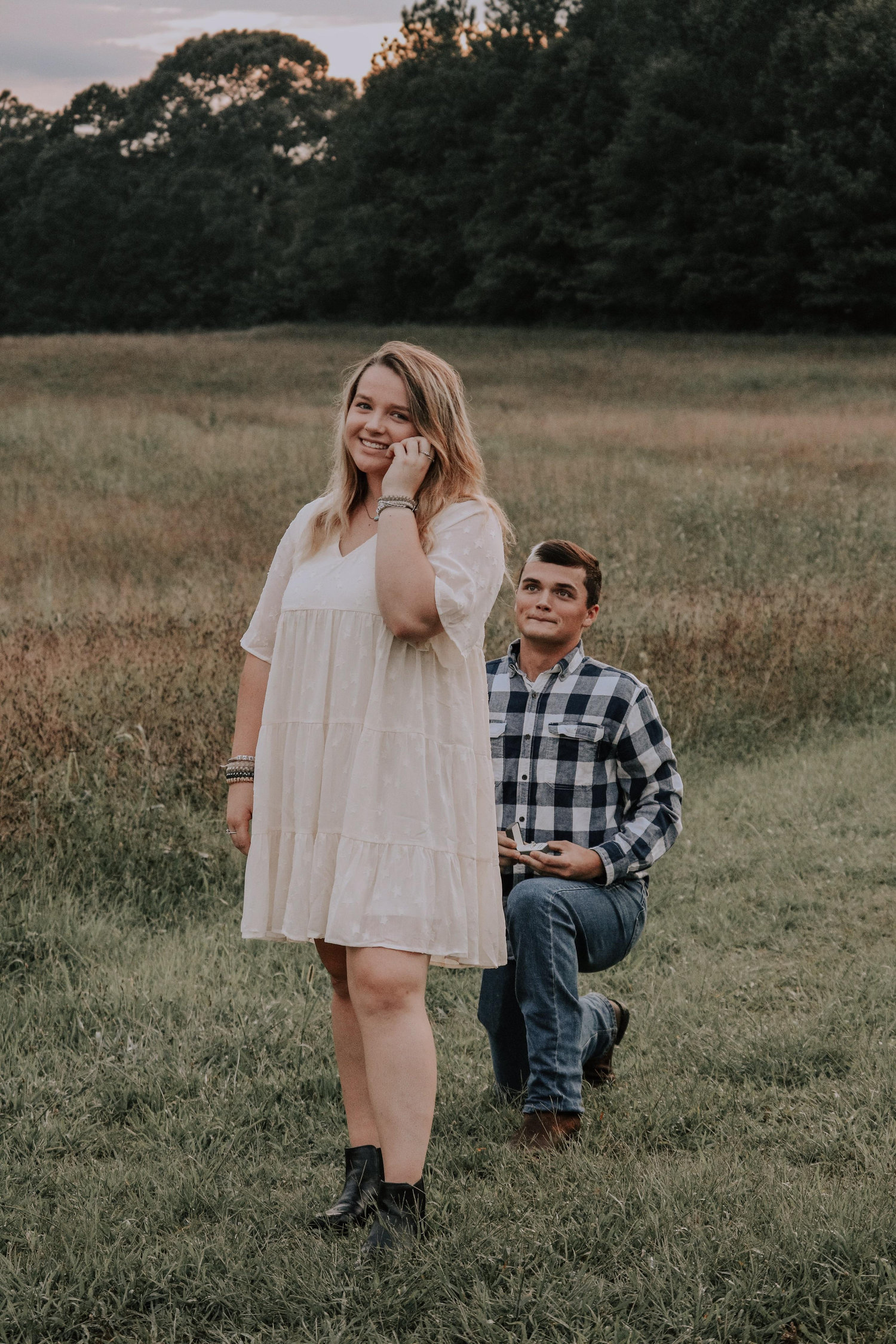 The Wedding Website of Skylar Falls and Cole Wilson