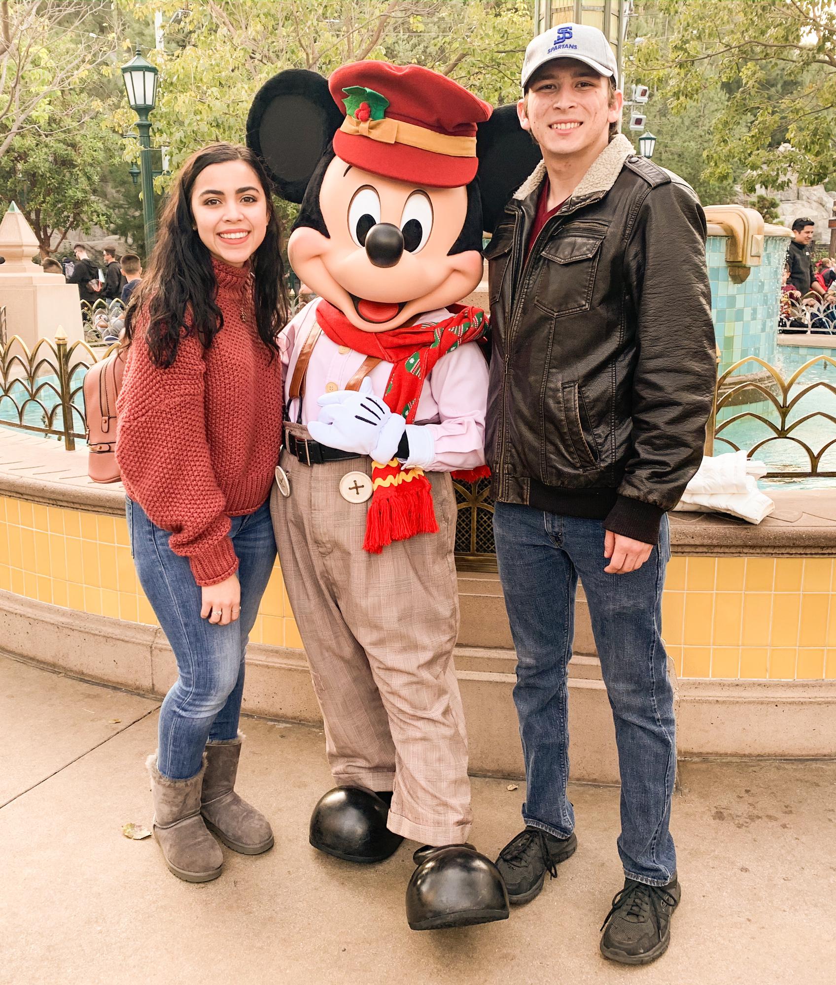 Our first trip to Disneyland-2020