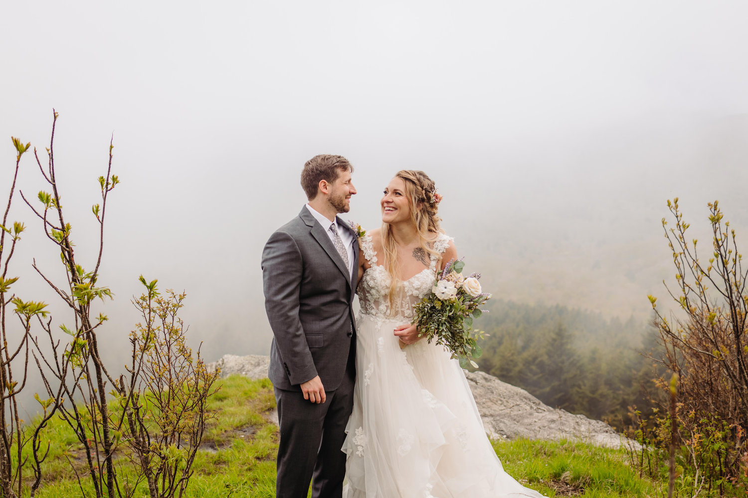 The Wedding Website of Stefi Zapf and Mike Renner