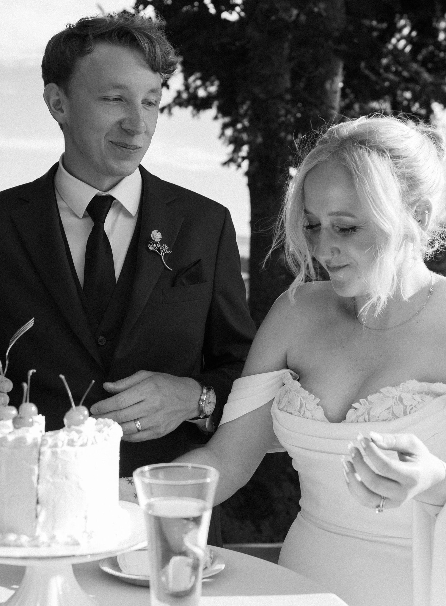 The Wedding Website of Emma Minor and Brandon Eich