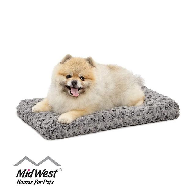 MidWest Homes for Pets Deluxe Super Plush Pet Beds, Machine Wash & Dryer Friendly, 1-Year Warranty