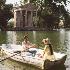Boat Rental + Prosecco in Rome
