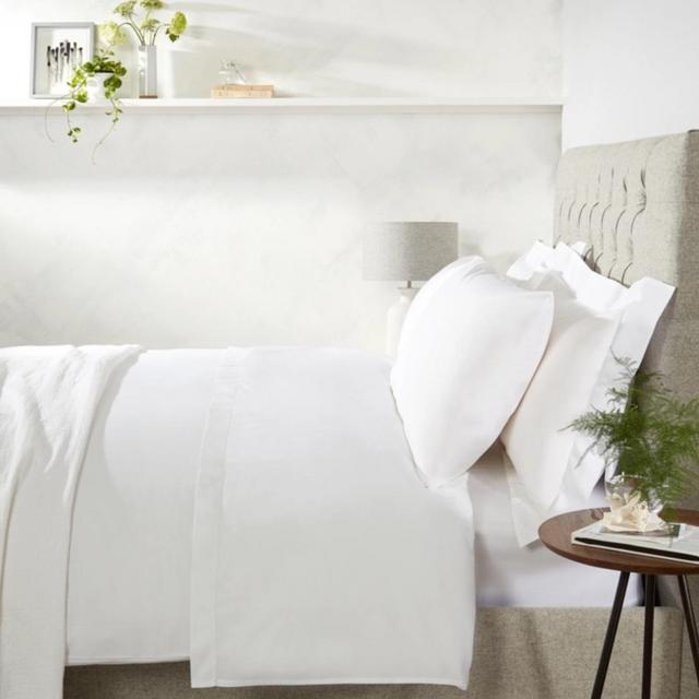 Egyptian Cotton 200 Thread Count Single Row Cord Duvet Cover & Pillowcase Set | Egyptian Cotton 200 Thread Count Single Row Cord Bed Linen Collection | Bed Linen Collections | The White Company
