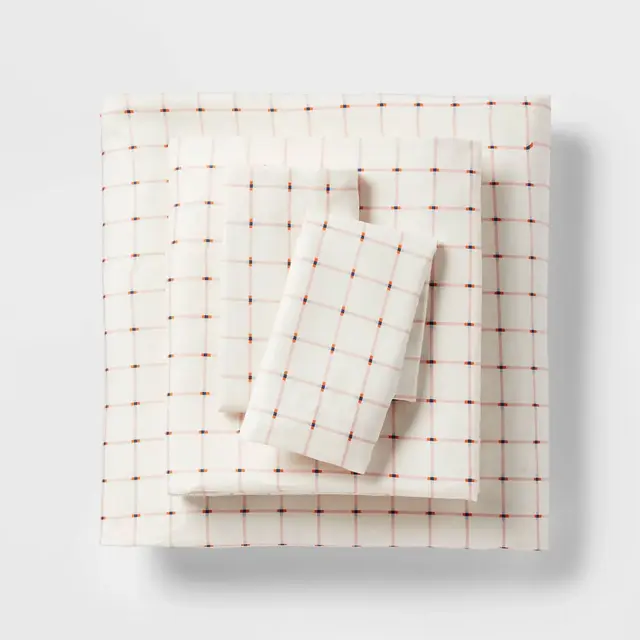 Queen Microfiber Sheet Set Pink Grid - Room Essentials™