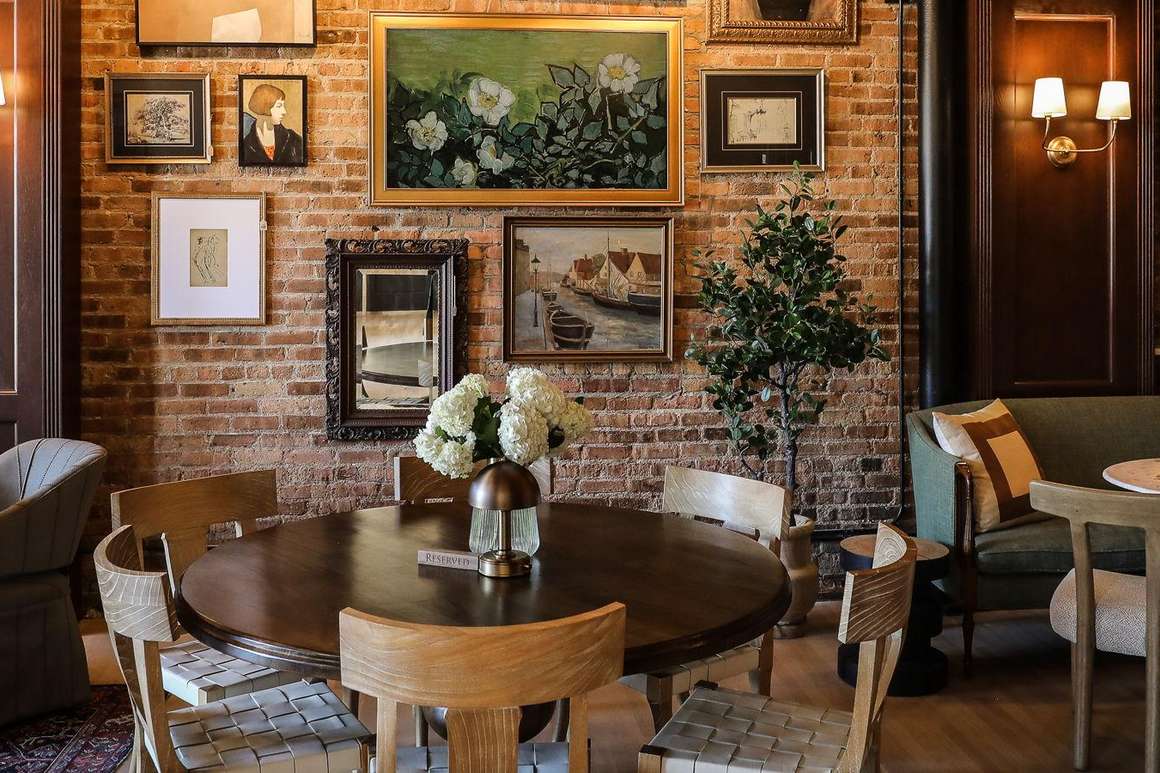 The Parlour at Park and Oak