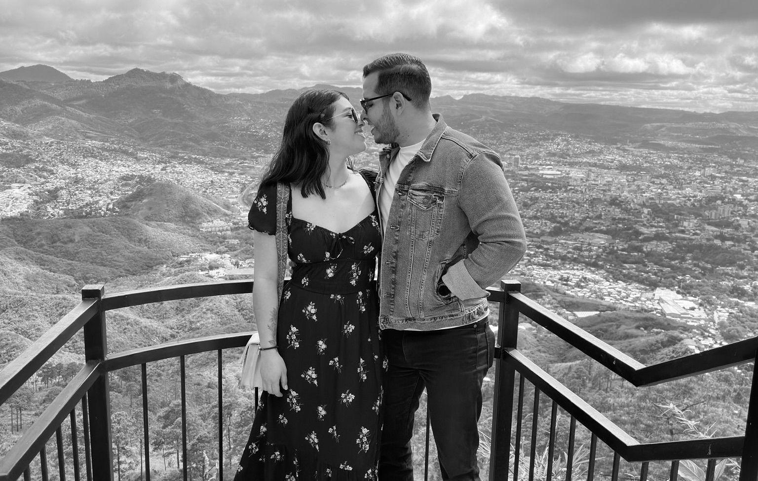 The Wedding Website of Ailyn Larios and Jorge Carias