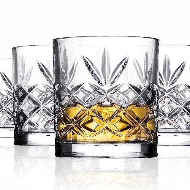 Royalty Art Whiskey Glasses - Set of 4 Premium Crystal Tumblers with The Distinctive Kinsley Design - Perfect for Bourbon, Scotch, Whiskey, and Cocktails - Ideal Gift for Whiskey Enthusiasts 10.6 oz