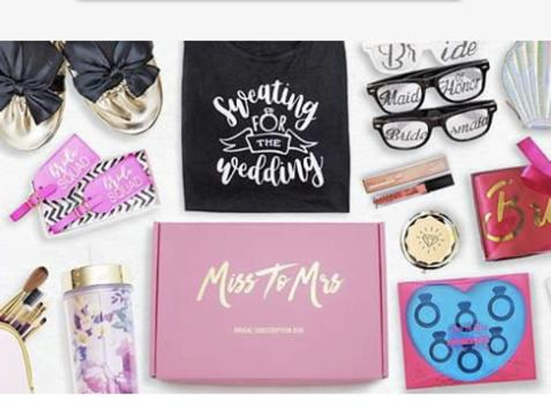Monthly wedding subscription box-5 months