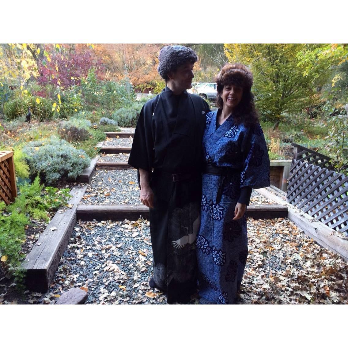 2016? Japanese tea ceremony in Glen Ellen, CA with friends. Little did we know many years later we would move to Sonoma together! We randomly both brought those hats!