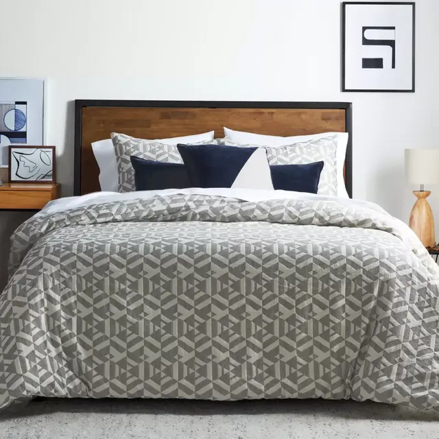 Studio 3B™ Geometric Jacquard 3-Piece Full/Queen Duvet Cover Set in Natural