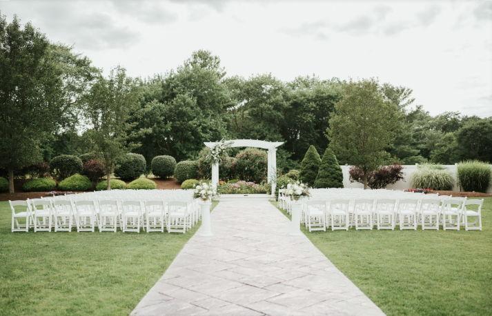 The Wedding Website of Sharnelle Anderson and Julius Franks