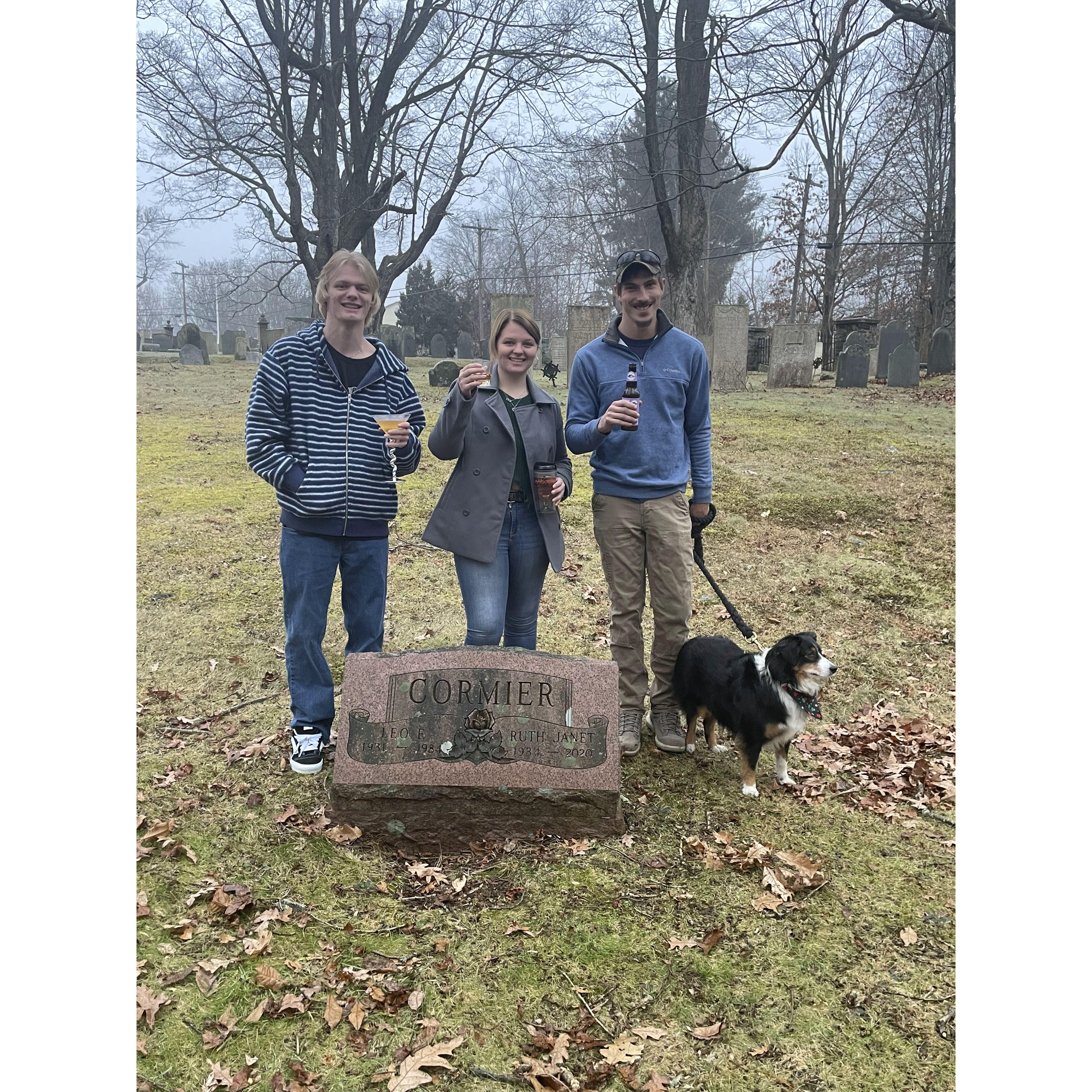 We went to go visit my grandma and grandfather for Christmas Eve!