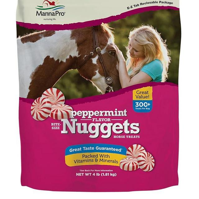 Manna Pro Bite-Size Nuggets for Horses - Pocket Sized Training Horse Treats - Peppermint Flavored Treats - Packs with Vitamins & Minerals- Great Taste Guaranteed - 4lbs