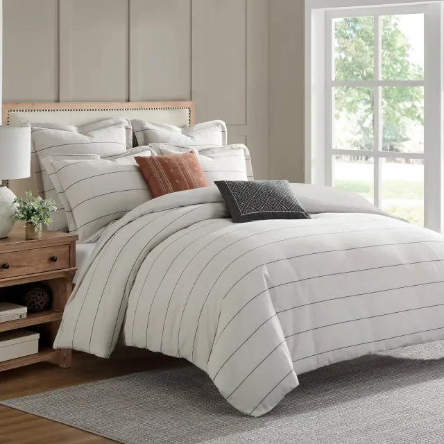 Leo Stripe Black Full/Queen 3pc Comforter Set - Levtex Home