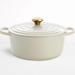 Le Creuset ® Signature 5.5-Qt. Cream Enameled Cast Iron Dutch Oven