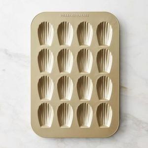 Williams Sonoma Goldtouch® Nonstick Madeleine Plaque Pan