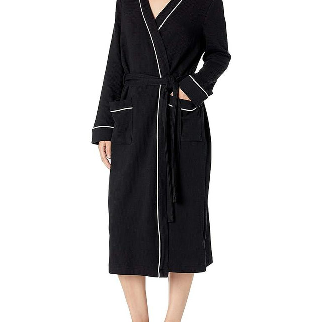 Amazon Essentials Women's Lightweight Waffle Full-Length Robe (Available in Plus Size)