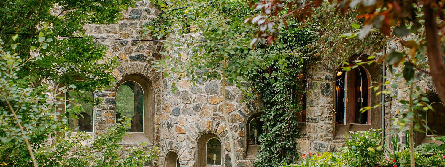 The Wedding Website of Andrea Southard and David Hernandez