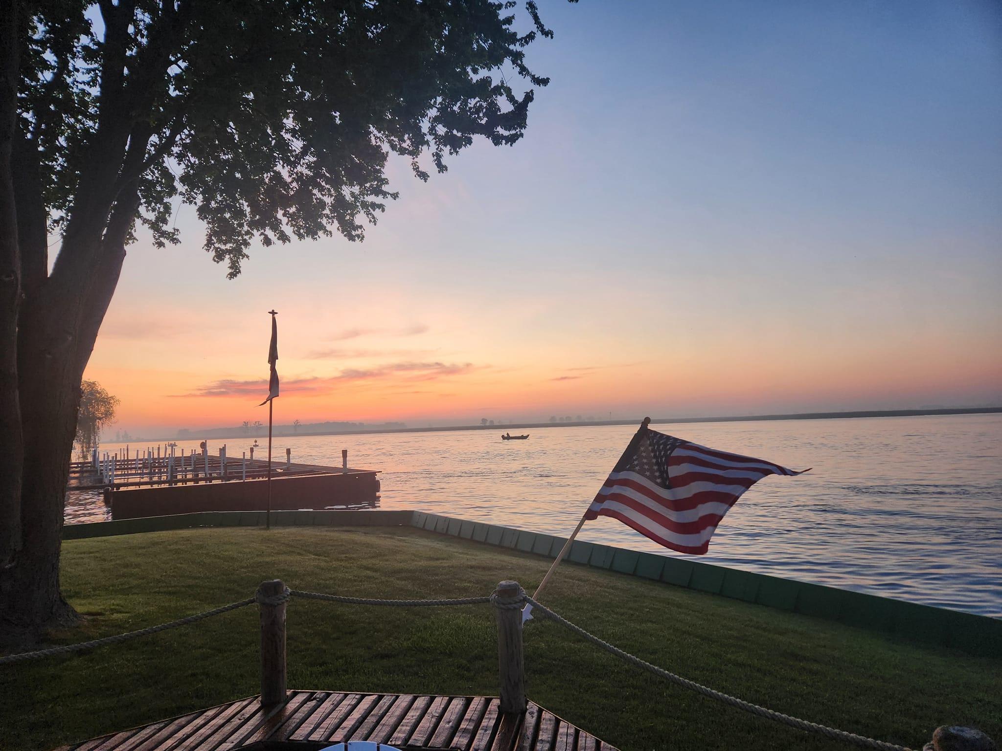 The Wedding Website of Megan Danielson and Eric Lodholz