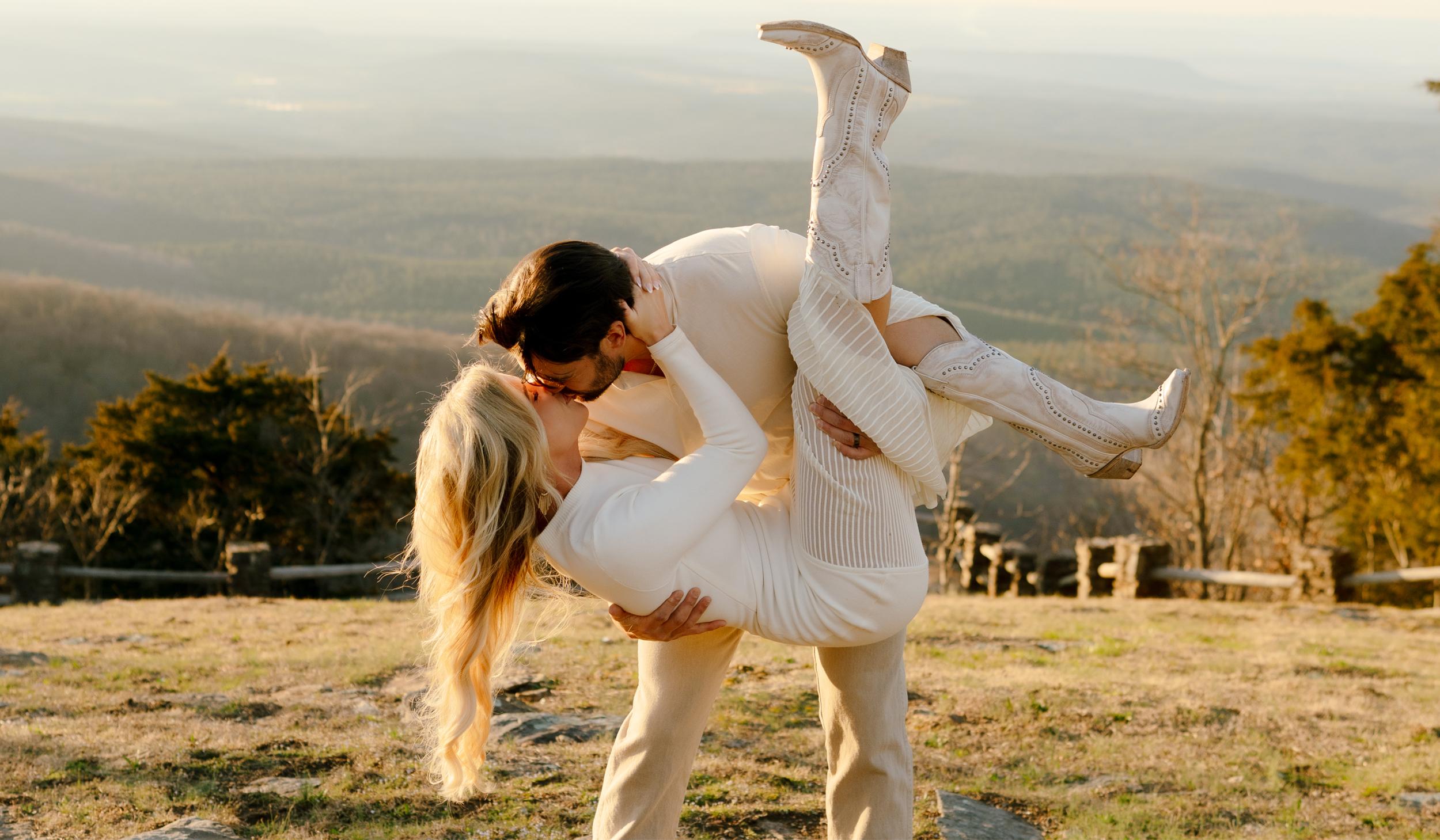 The Wedding Website of Tara Sawyer and Chris Oliver