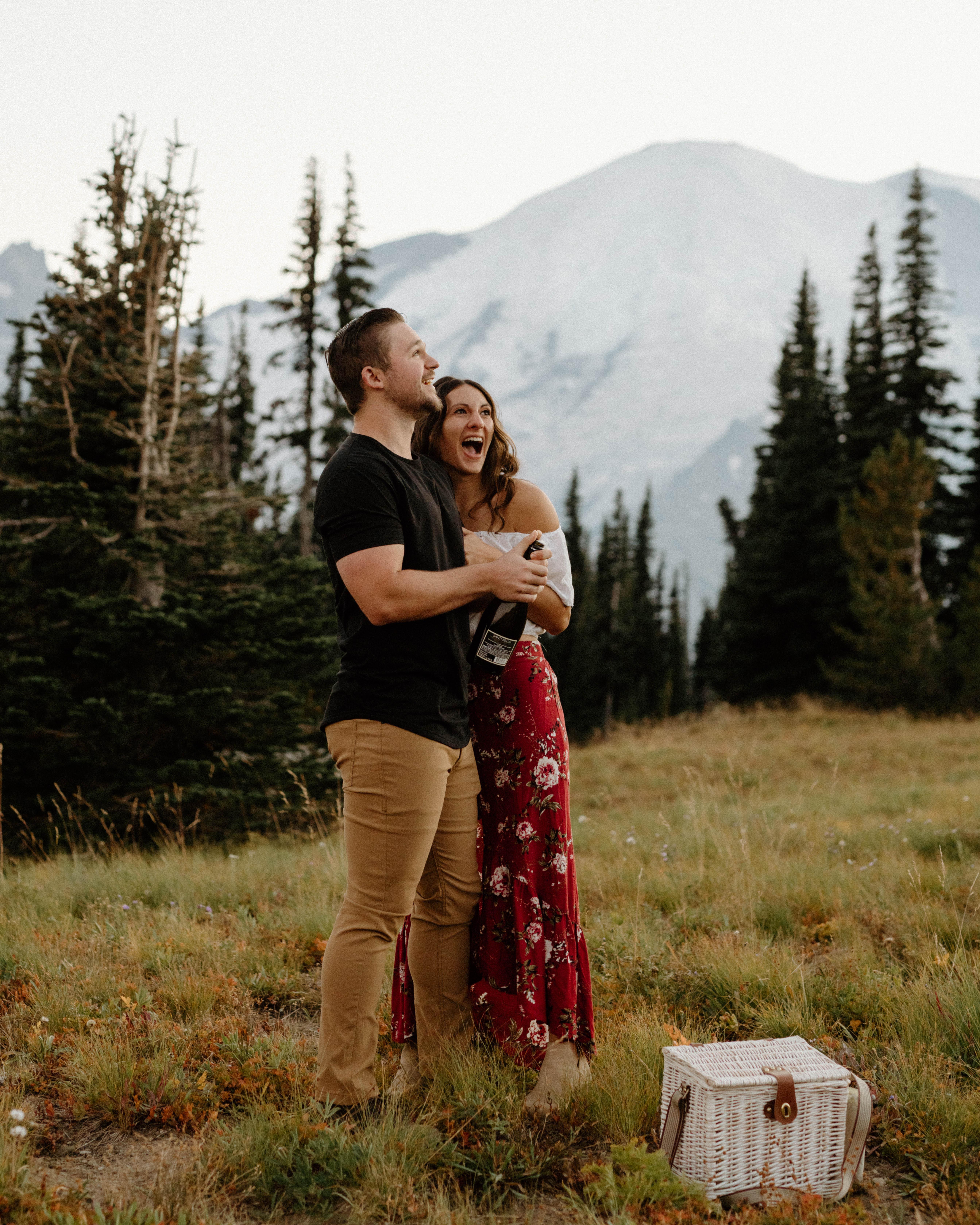 The Wedding Website of Amber Valenzuela and Justin Burns