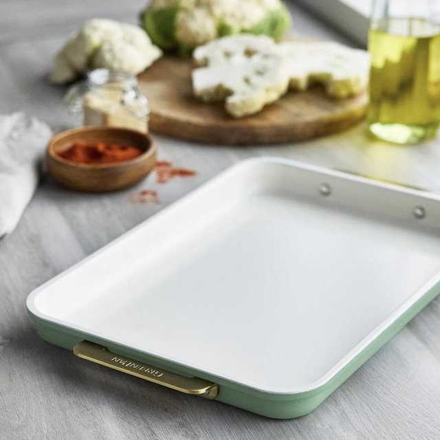 Reserve Bakeware 13" x 18" Half Sheet Pan | green