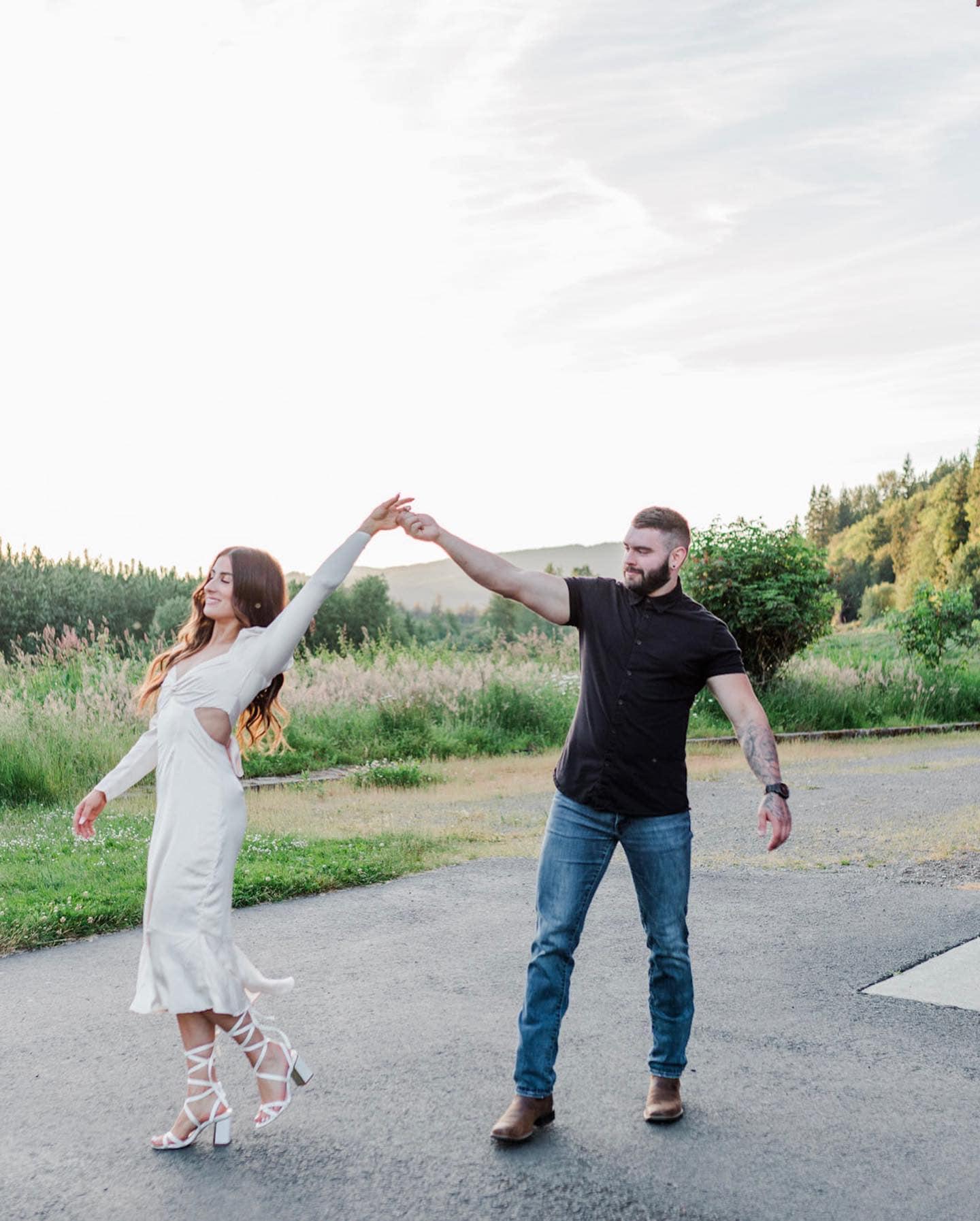 The Wedding Website of Andrew Taylor and Taylor Summers