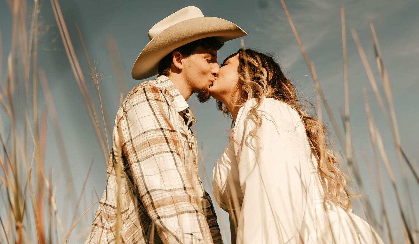 The Wedding Website of Olivia McNeal and Dale Young