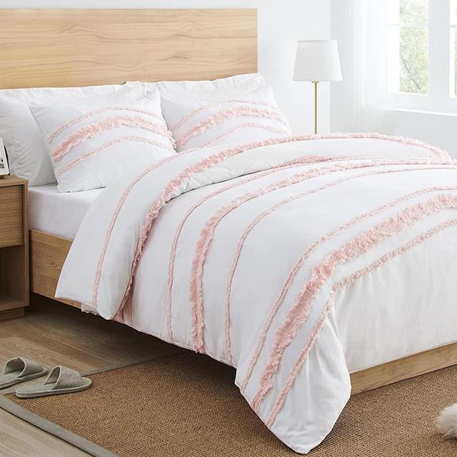 Bohemian Boho Chic White and Pink Macrame Tufted Tassel 3 pc. Full / Queen Size Bed Bedding Set Duvet Comforter Cover Sham Blush Pink Textured Minimalist Cotton Fringe Farmhouse Indie Neutral Rustic