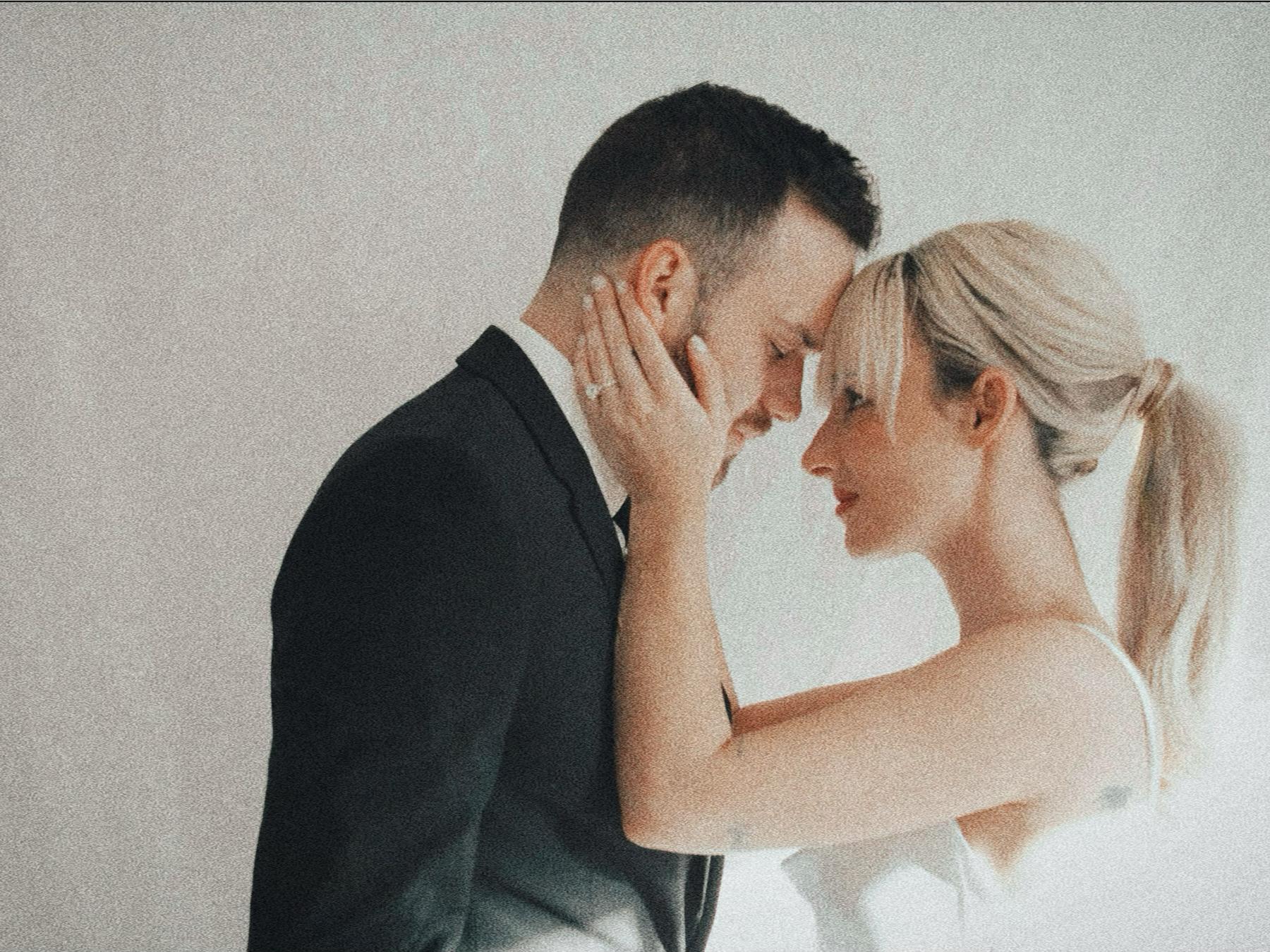 The Wedding Website of Nicole Modesitt and John Wytanis