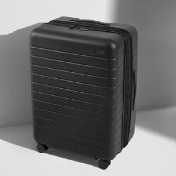 The Medium Flex in Jet Black