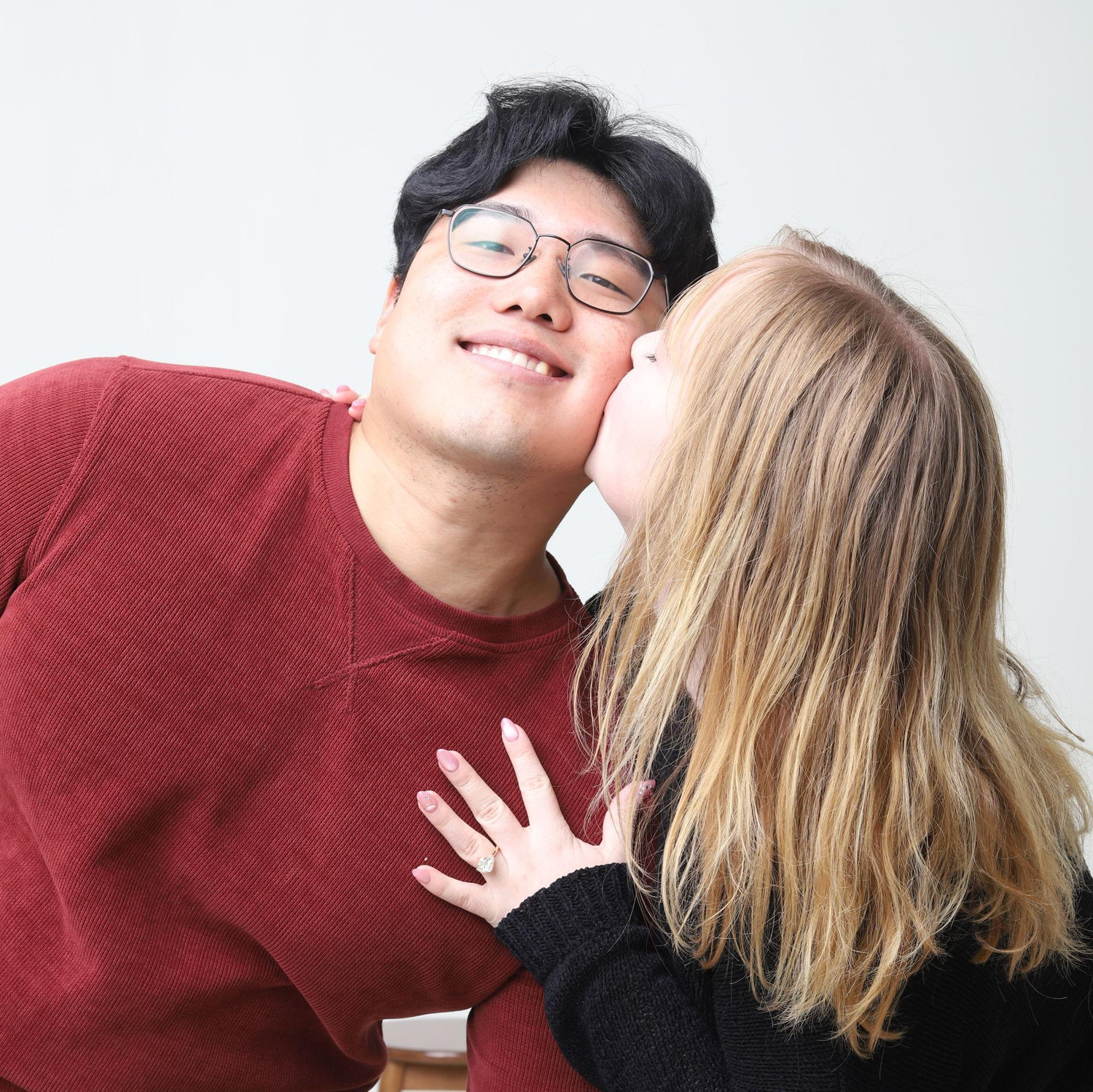 <3