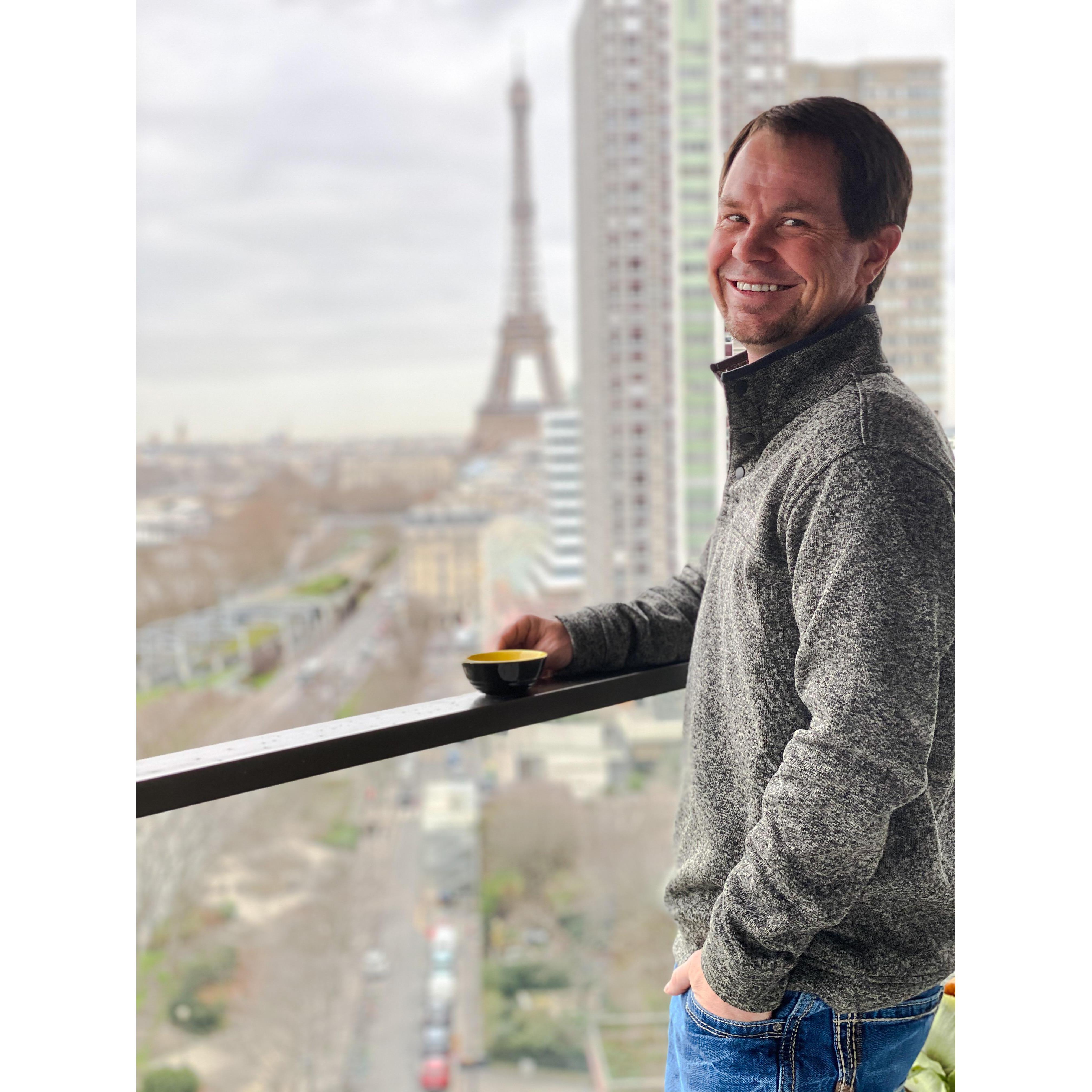The absolute best view. Love him! ♥️