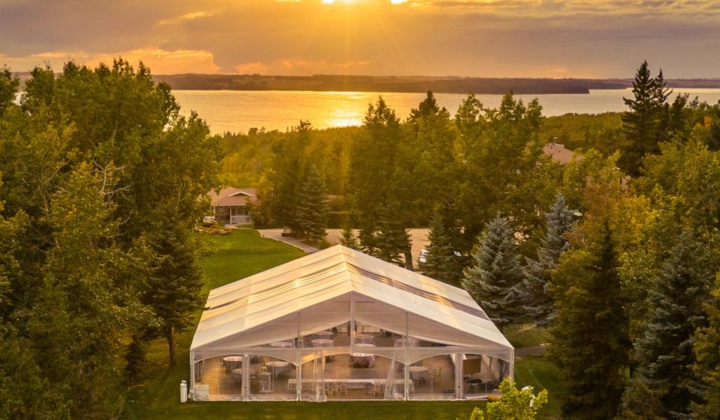 The Wedding Website of Sarah Darroch and Jackson Ducharme