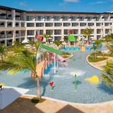 Kids’ Club & Family-Friendly Activities