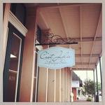 C'est Jolie Boutique Salon
